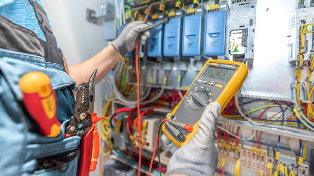 Best Local Electrician Companies  in Girard, OH