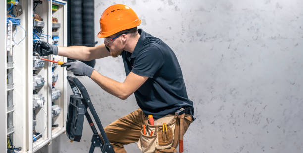 Best Emergency Electrical Repair  in Girard, OH